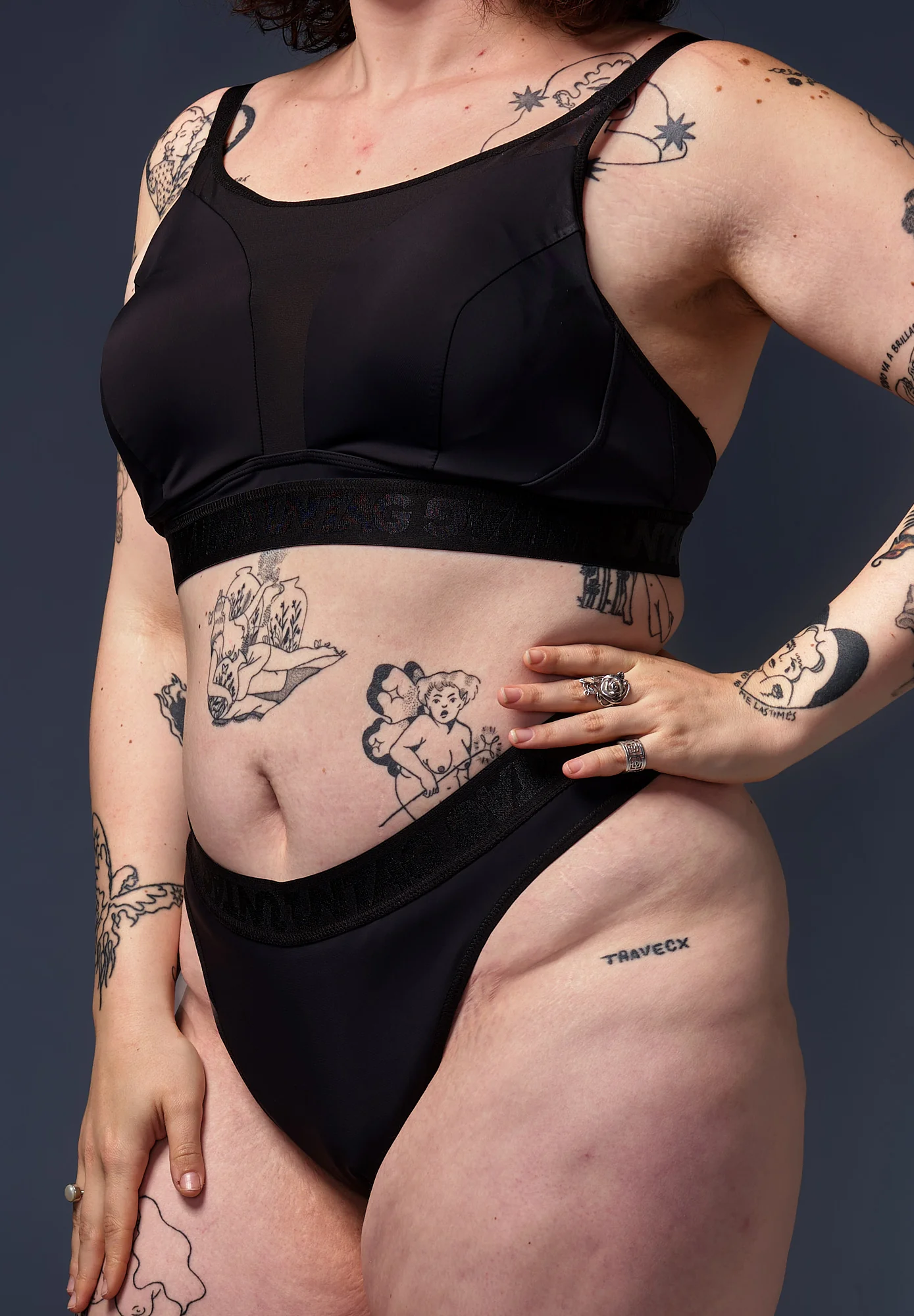 High Waisted Tucking Thong black - Image 4